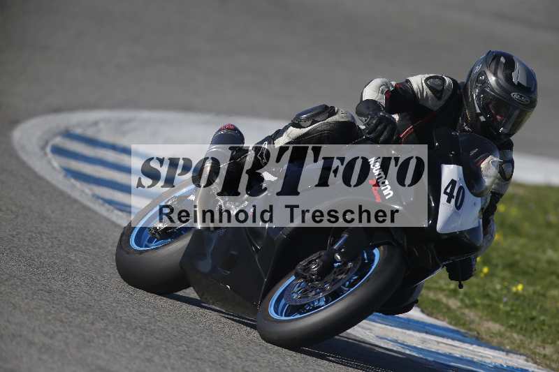 /Archiv-2024/01 26.-28.01.2024 Moto Center Thun Jerez/Gruppe gruen-green/40